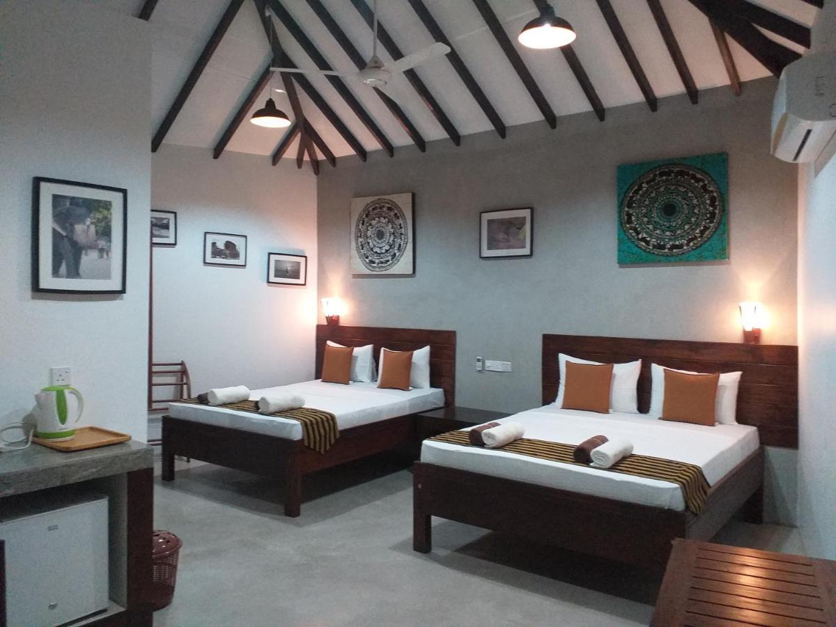 Green Wood Villa Negombo Eksteriør bilde